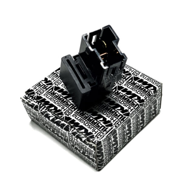 Releu pornire ventilator KTM OEM 61111057000