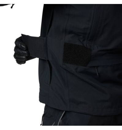 DEFEND GORE-TEX ADV JACKET [BLK]
