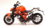 NEW RAY [1:12] - KTM 1290 SUPER DUKE R
