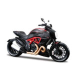 MAISTO [1:12] - Ducati Diavel Carbon, Black/Red Metal Modelkit