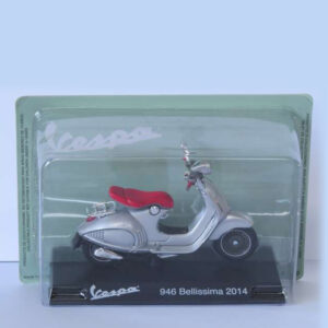Magazine Models [1:18] - Vespa 2014 946 Bellissima, Grey/Red