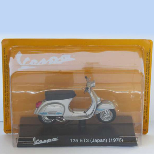 Magazine Models [1:18] - Vespa 1976 125 ET3 (Japan), Grey/Blue