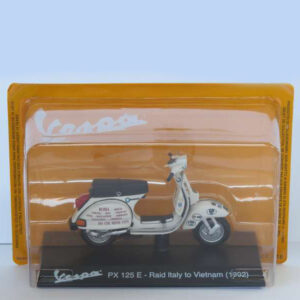 Magazine Models [1:18] - Vespa 1992 PX 125E - Raid Italy To Vietnam, White