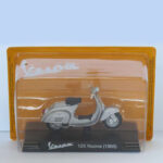 Magazine Models [1:18] - Vespa 1965 125 Nuova, Grey