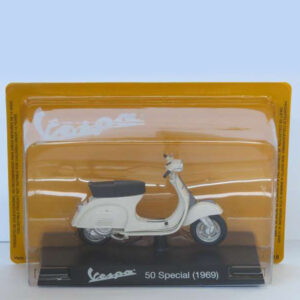 Magazine Models [1:18] - Vespa 1969 50 Special, White